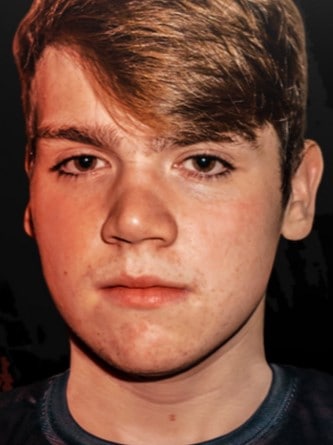 Mongraal gaming setup profile photo