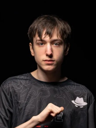 Peterbot gaming setup profile photo
